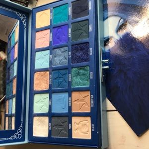 Jeffree STAR BLUE BLOOD EYESHADOW PALETTE POSTCARD